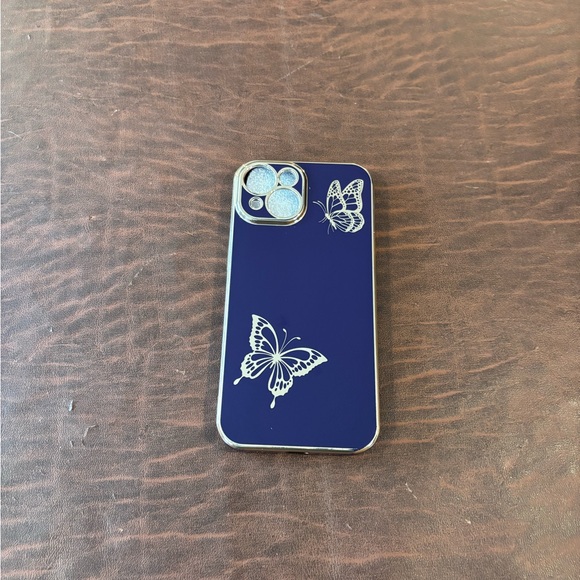 Chic Royal Purple with Gold Butterfly iPhone 15 Case - Picture 3 of 11